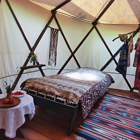 Eco Glamping - Carpathians. Retreat Hub Dzin Space Verhovina Kültér fotó