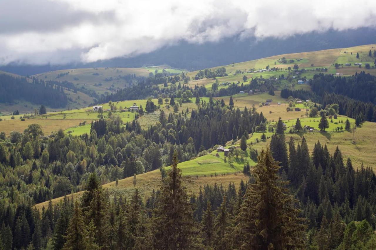 Eco Glamping - Carpathians. Retreat Hub Dzin Space Verhovina Kültér fotó