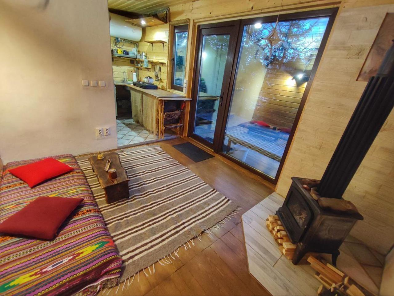 Eco Glamping - Carpathians. Retreat Hub Dzin Space Verhovina Kültér fotó