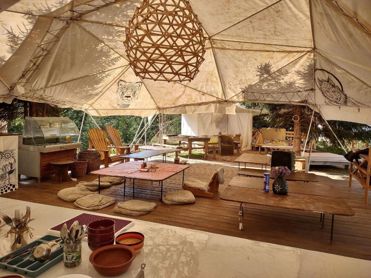 Eco Glamping - Carpathians. Retreat Hub Dzin Space Verhovina Kültér fotó
