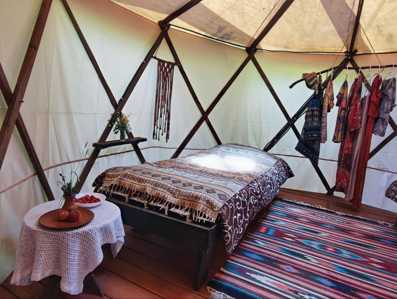 Eco Glamping - Carpathians. Retreat Hub Dzin Space Verhovina Kültér fotó